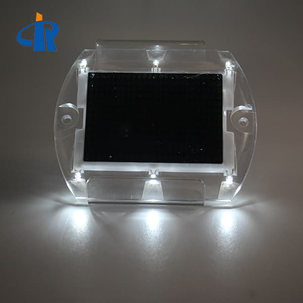<h3>Square Cat Eyes Road Stud Light For Pedestrian Crossing </h3>
